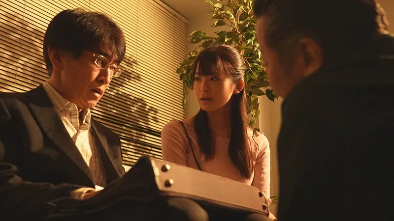 Chồng vay nợ xã hội đen, người vợ phải bán thân để trả nợ